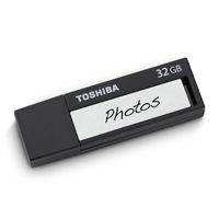MEMORIA TOSHIBA 32 GB USB 3.0 TRANSMEMORY ID DAICHI NEGRA