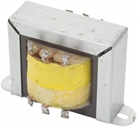 Transformador para acoplar bocinas con salida de 25 / 70 Volts, 10 Watts