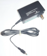 Eliminador ComCast EPS-2 de 5VDC a 3A 15W a Plug Invertido 3.5x1.3mm